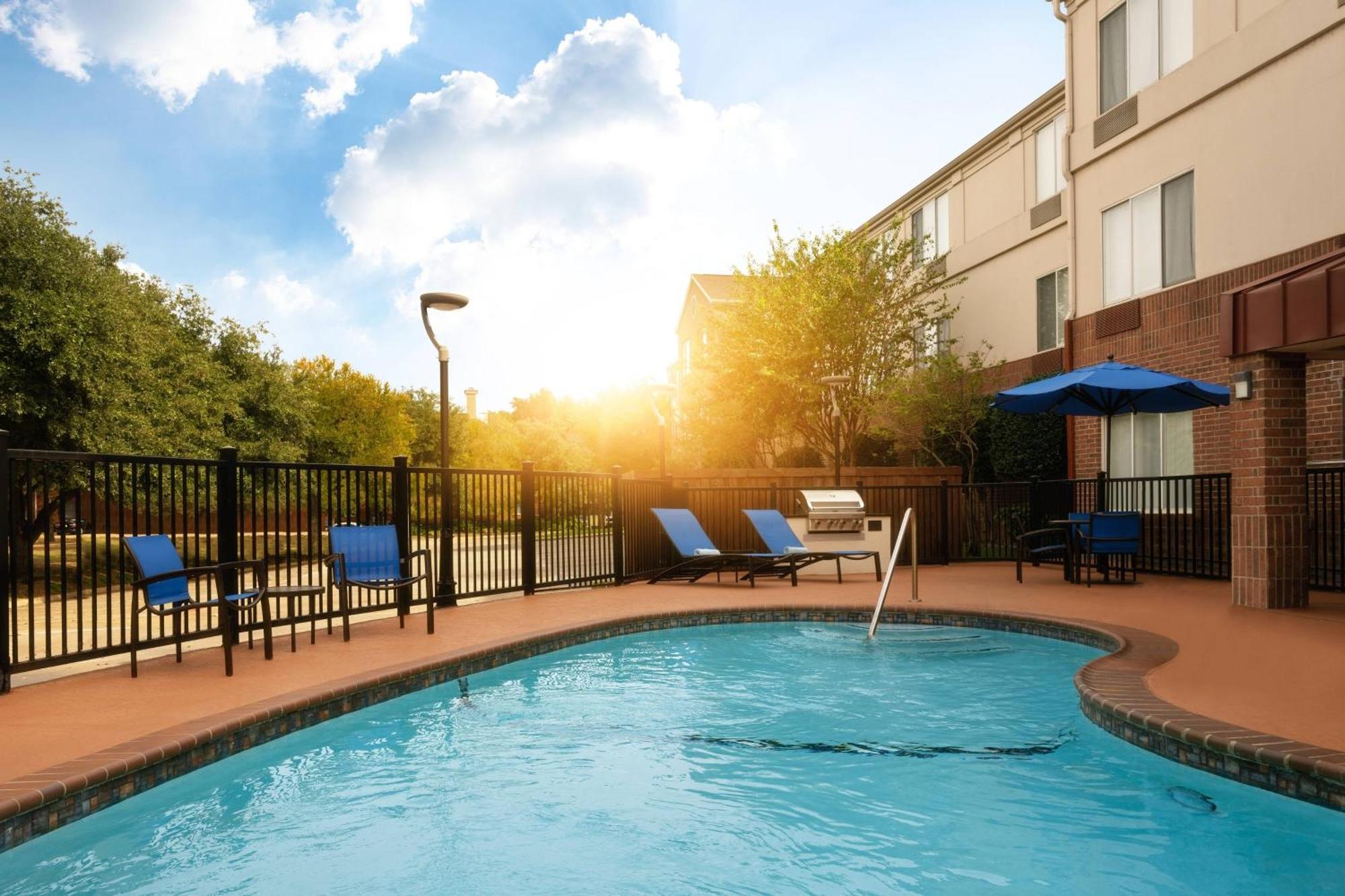Springhill Suites Dallas Arlington North Esterno foto